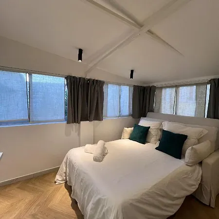 Confortable Pres Du Centre De 18 M² Parking Inclus Cannes